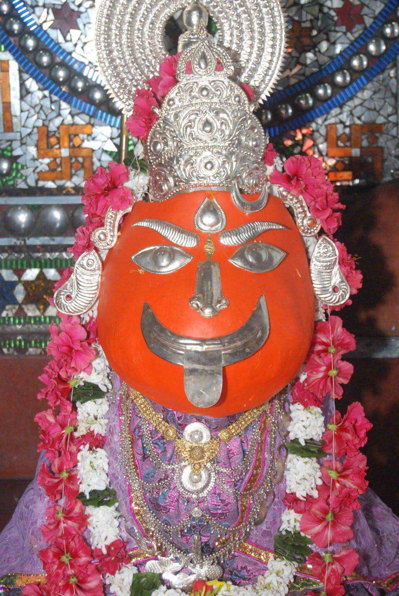thakurshb's tweet photo. आज महनवमी के शुभ दिन पर
माँ चंद्रहासिनी देवी मंदिर, चंद्रपुर का दर्शन किया।
!!जय माता दी !! #नवरात्रि #नवमी #नवरात्री2019
#Chandrahasini #Temple #Chhattisgarh #Worship
@aarambha https://t.co/cg4V2iIG6x