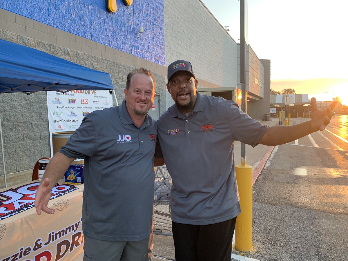 NMurrayKFDM's tweet photo. We are live this morning at Walmart in Beaumont. Jazzie and Jimmy’s food drive kicked off Friday and goes to next Monday. They are trying to raise more than 10,000 pounds of food. Jimmy will continue living in front of the store until they reach the goal. # @JJORADIO https://t.co/JKbWbJz57M