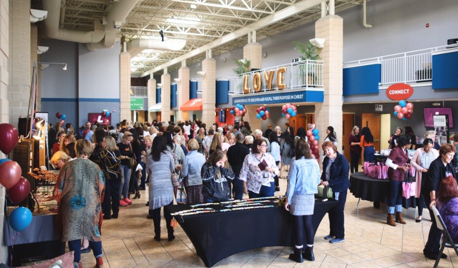 scotmaisel's tweet photo. Woke up thinking about the incredible weekend we had at Central.  The Wear Love conference was awesome and the way God moved during our weekend worship experiences was powerful. I’m so thankful God has planted my family and in such a life giving church. @cclife #wearloveconf https://t.co/i7CQPZsW1F