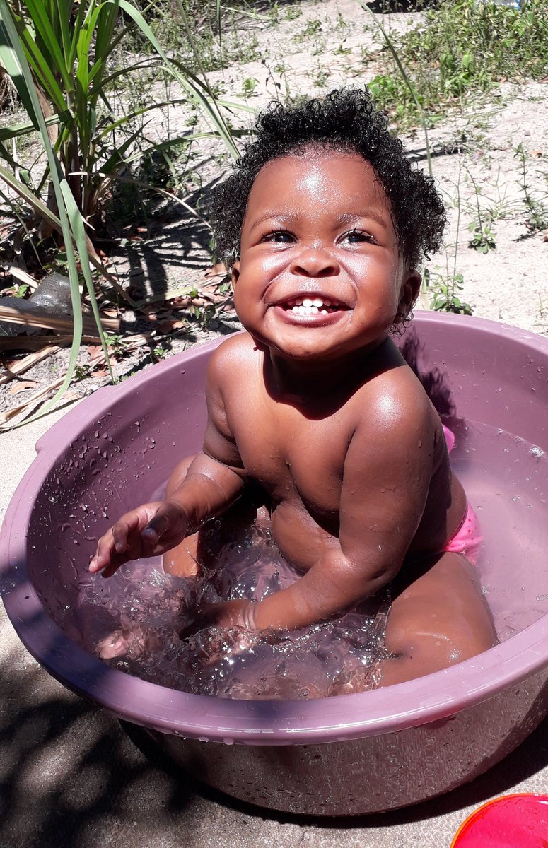 Jeniferpreta21's tweet photo. Você é minha melhor metade,meu melhor sorriso,a esperança de toda manhã eo sonho de toda noite!!
Mãmae te ama muito,minha vida!
❤🥰👨‍👩‍👧👶🏾👣👼🏾💝💞😍😘 https://t.co/LfYj645ZiX