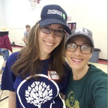 GreenHeartLou's tweet image. Green Heart Louisville kicked off our first phase of planting. Kudos to @LouisvilleGrows @nature_org @UofLEnvirom @HyphaeDesign, to the numerous volunteers that came out and showed out! We greatly appreciate you &amp;amp; for our wonderful residential participants!