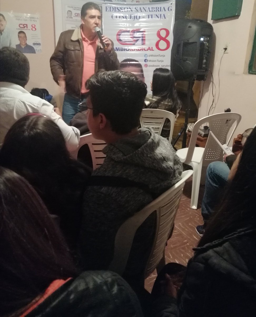 MisionTunja's tweet photo. Desde hace muchos años  mi vida está dedicada a trabajar por los derechos de la gente por su bienestar. Desde el Concejo de #Tunja haremos control político, estaré en permanente contacto con la comunidad, es mi deber informar a la comunidad...
 #8Concejo ✍️❎
#CambioRadical https://t.co/plpofQg6dp