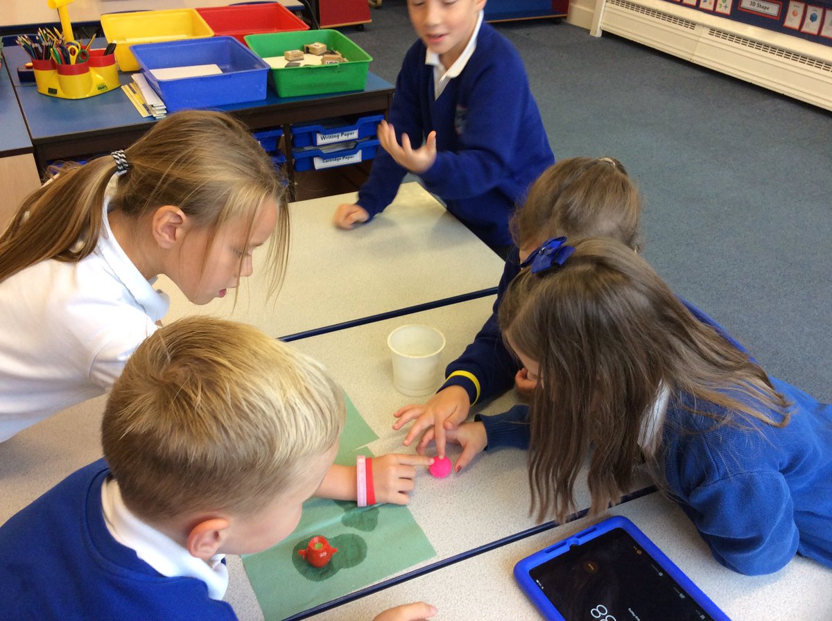 DeltaRowenaAc's tweet image. Today the Science Stars have been investigating changes in the properties of materials by using polymer granules to make bouncy balls! #sciencestars #learningisfun