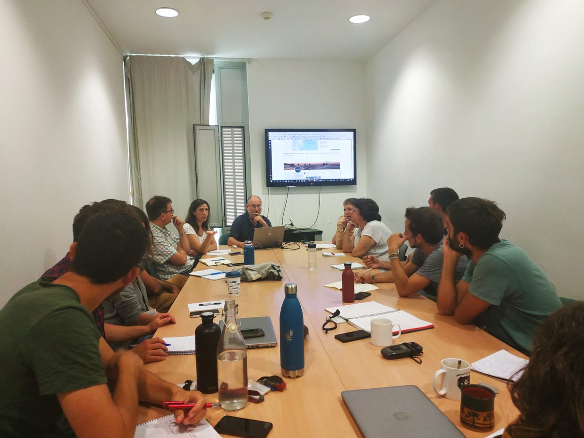 SAPmonitoreig's tweet photo. Preparant la presentació pel @salonnautico de Barcelona 2019. Ens veiem el dissabte 12 d'octubre a la @Fira_Barcelona @agriculturacat😉🐟🐙🦐 https://t.co/ynehCGEf7n