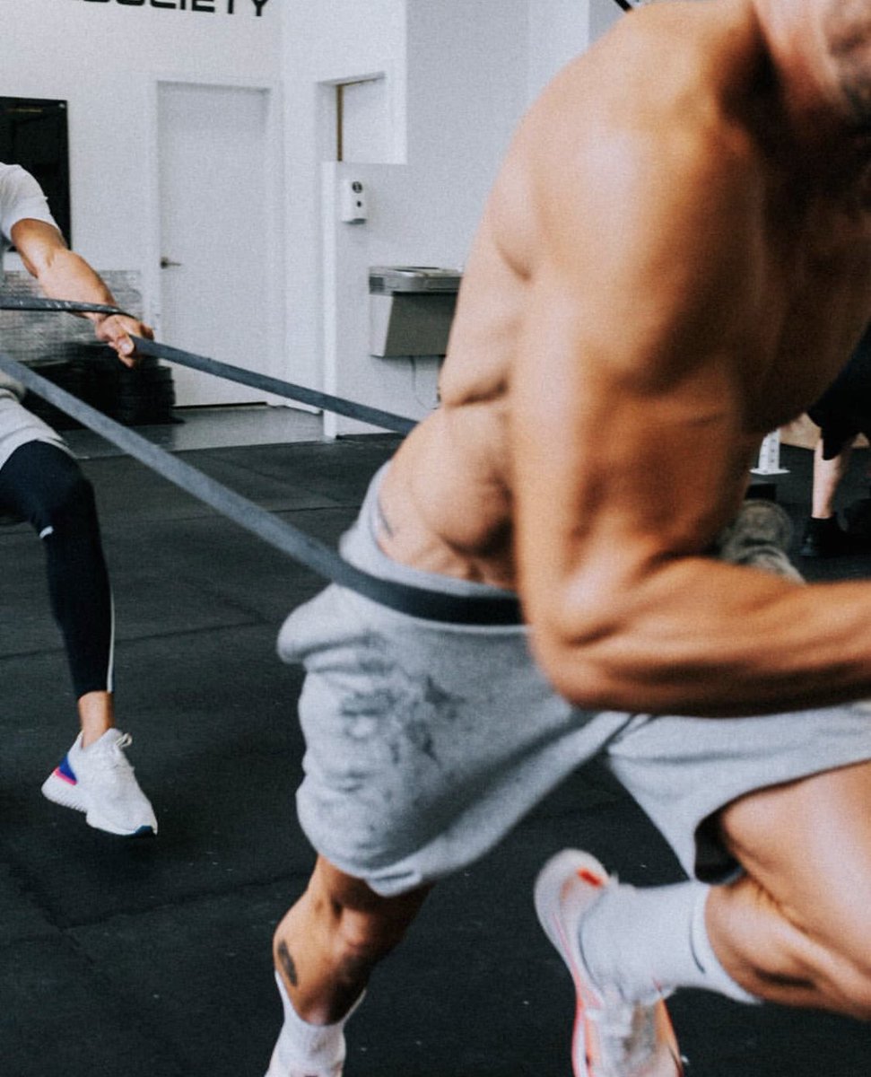 PeakVigour's tweet photo. Peak Vigour is a new strength training and conditioning apparel brand. We value healthy empowerment and recognise the hard work and commitment it takes to achieve in all aspects of life.
.  
#strength 
#strengthandconditioning 
#gymlife 
#movement 
#training 
#itsallyou https://t.co/RmWzTmnKBZ