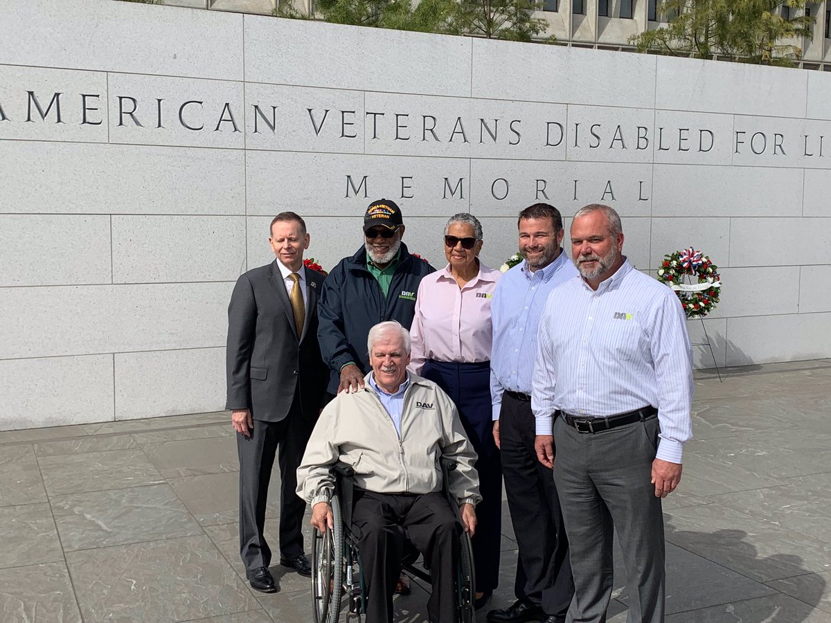 DAVCalifornia's tweet photo. This past Sweekend, our own awesome PNC/PSC Delphine Metcalf-Foster was in Washington DC representing the Desert Storm Vets with our National Commander, Butch Whitehead, at the American Veterans Disabled for Life Memorial, honoring its 5th anniversary! #DAVstrong https://t.co/DYEhNBr1aF