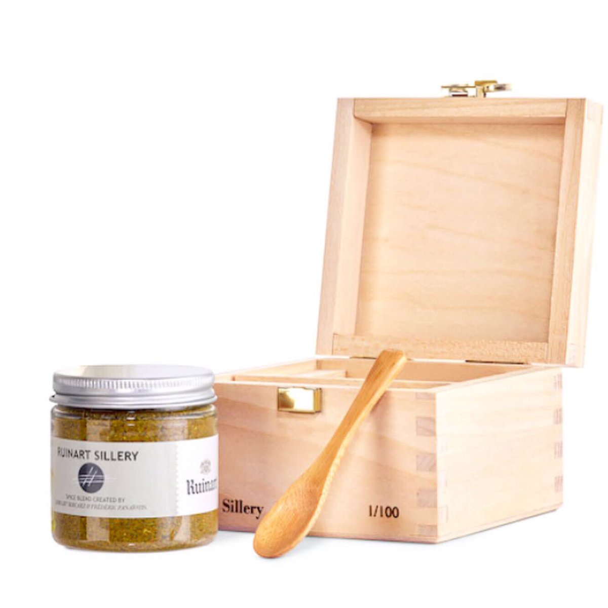laboiteny's tweet photo. Introducing the Sillery spice custom made for @ruinart bland de blancs! This spice pairs perfectly with seafood poultry and of course a glass of bubbles! This limited pack available @clos19official #spicelife #spicelab #ruinart #champagne @CarnetsRuinart https://t.co/RjKHLwJ952