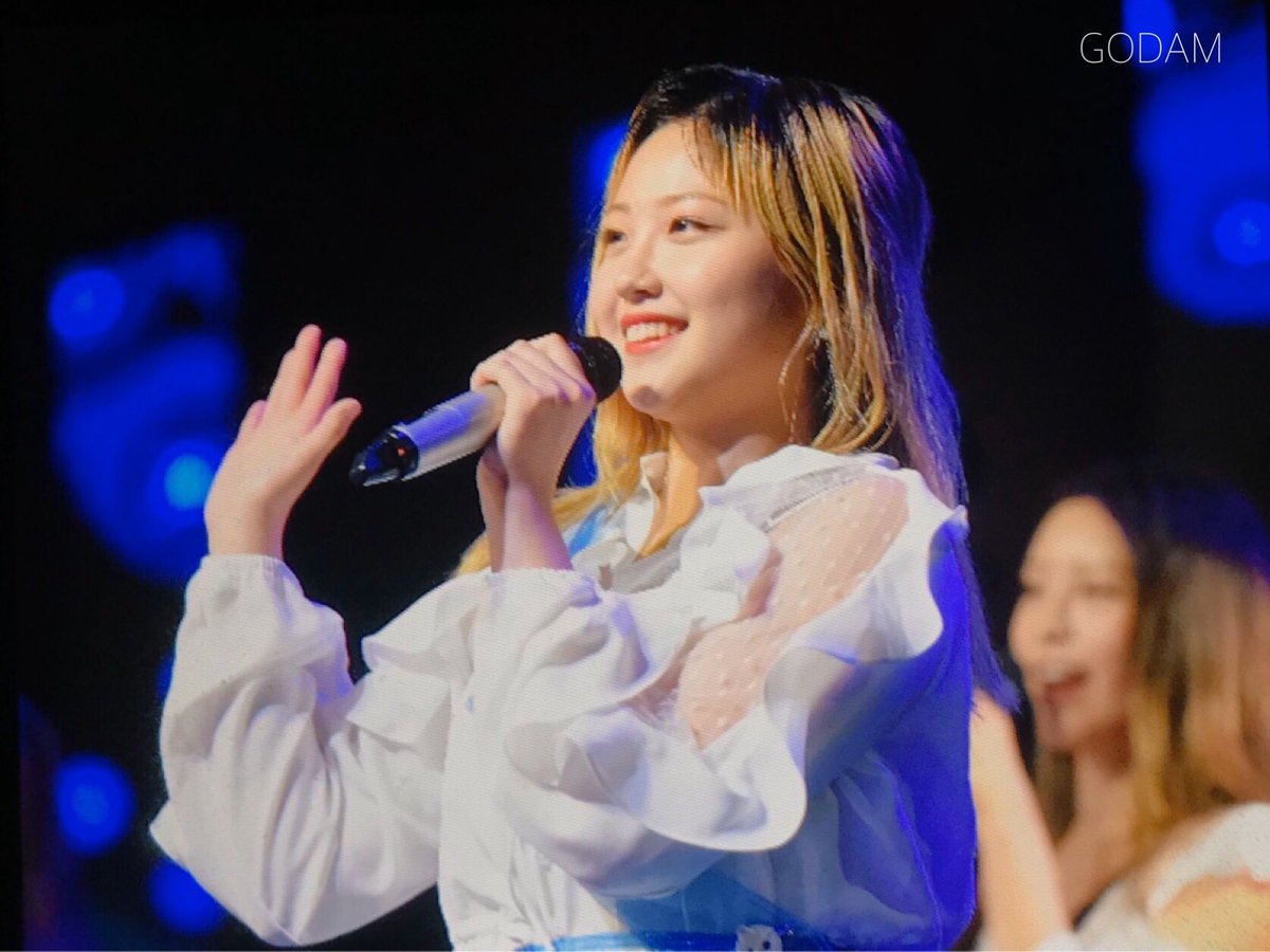 Neonpunch_godam's tweet photo. 191007 극동대축제 프리뷰

#네온펀치 #neonpunch #도희 #메이 #이안 #dohee #may #iaan https://t.co/znjAVyDA7h