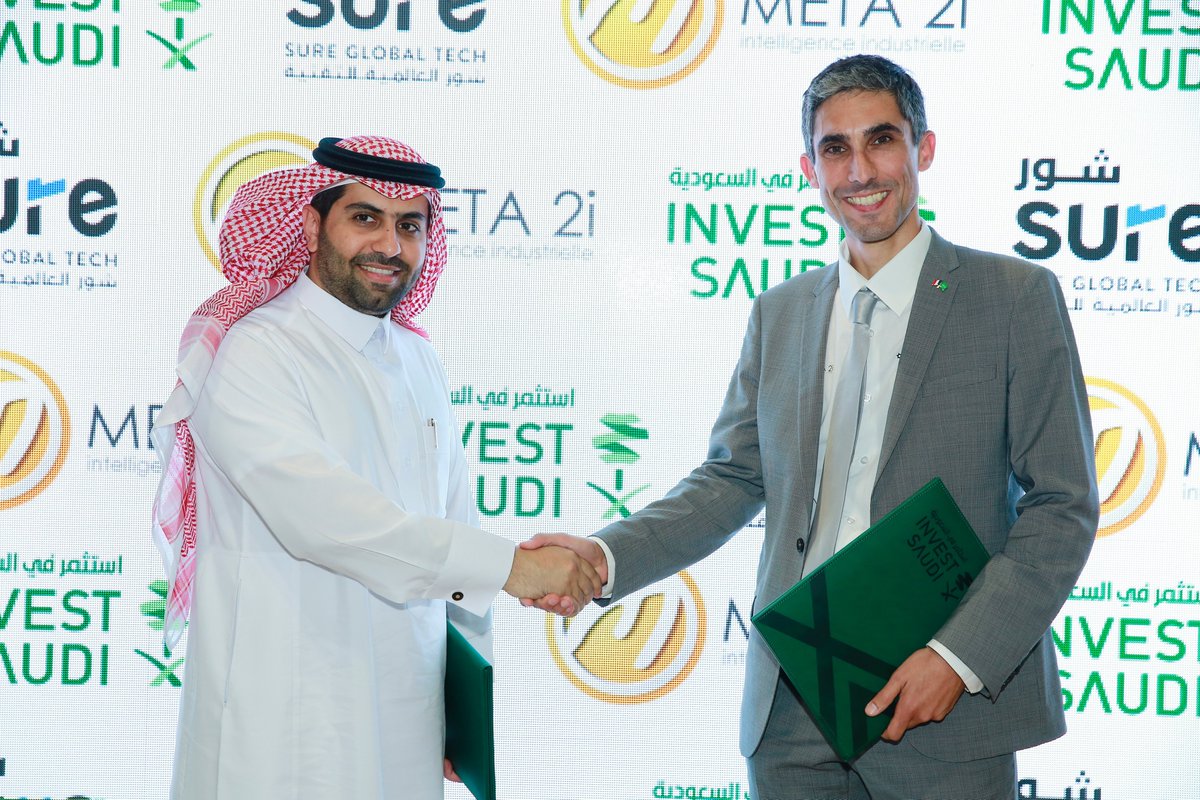 Nous sommes heureux aujourd'hui d'avoir signé un accord avec @SUREKSA  ! 🤝
Nous les remercions d'avoir choisi notre solution KmProd5 afin de les accompagner vers l'industrie 4.0.
Nous remercions aussi @InvestSaudi  pour le soutien à cette initiative. 
#GitexTechWeek2019
#GITEX19