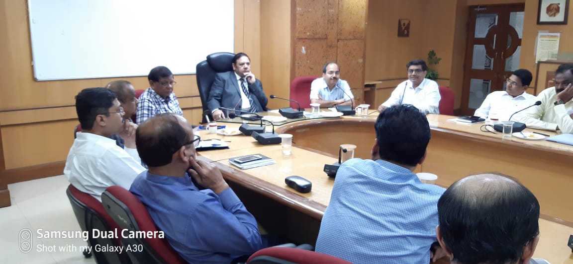 asjbsnl's tweet photo. Address by Respected &amp; Honouable DIR(CFA),BSNL Board,ND Shri Banzal today dated 7.10.2019 at 16:30 hrs  to BSNL ,Pune,Senior officers @ conf hall,% PGMT,Pune https://t.co/lbBoQF44ER