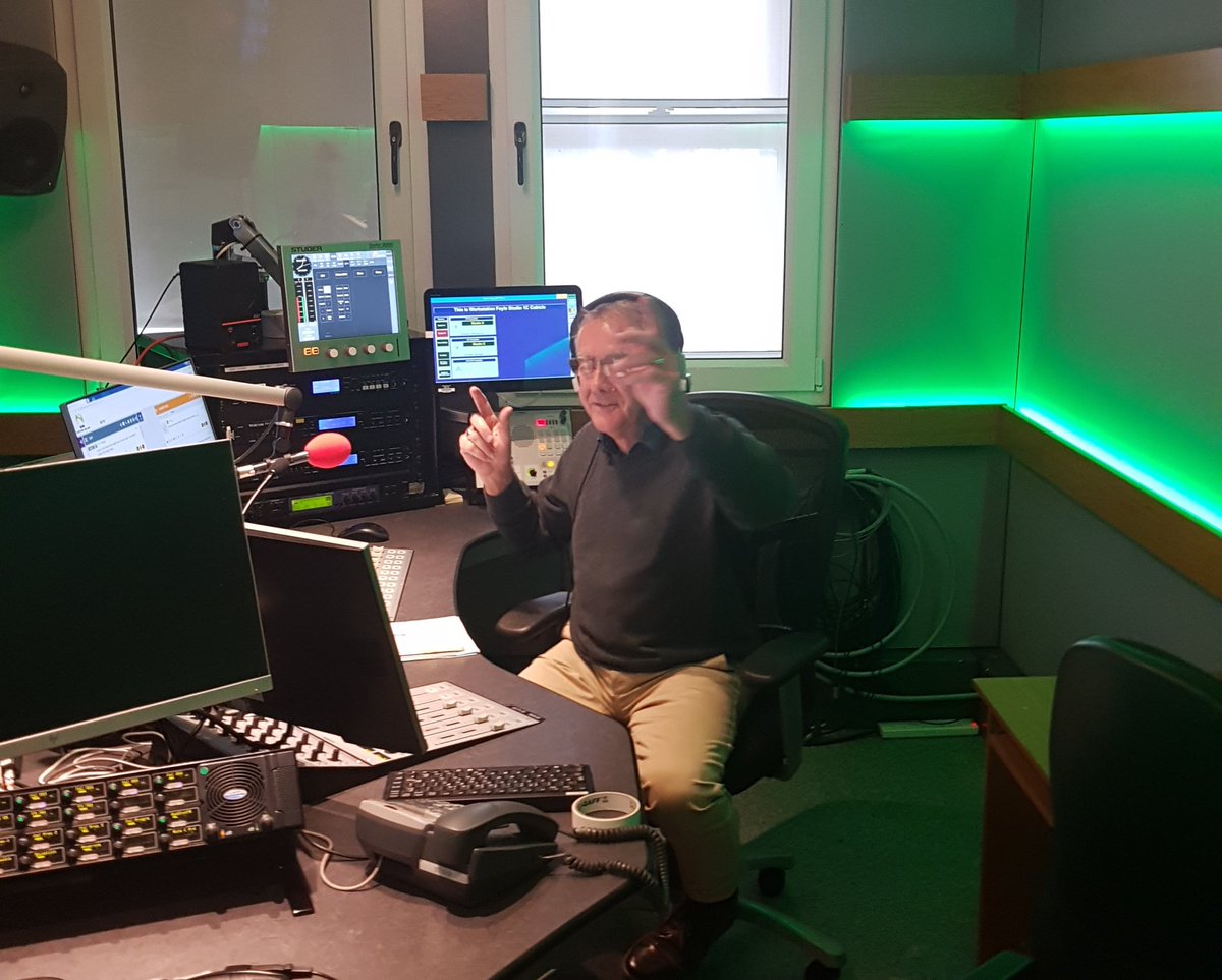 Dean_Journalist's tweet photo. Sean Coyle dances to his own tunes. Says it all really. Delighted to be back home in the @BBCRadioFoyle studio. 😁📻 #SeanCoyle https://t.co/8JNT8SHdSr