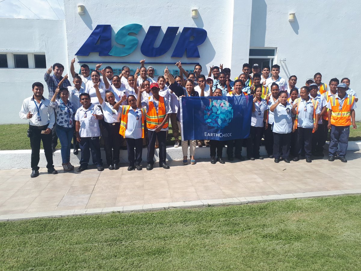 guchachi's tweet photo. Le deseamos mucho éxito al equipo del #AeropuertoInternacionalHuatulco de @ASURMexico en su auditoría @EarthCheck_ 2019 que inicia el día de hoy. #Huatulco #DestinosFONATUR #DestinoEarthCheck #RetoEarthCheckMaster2020 https://t.co/8KEHJdcjmX