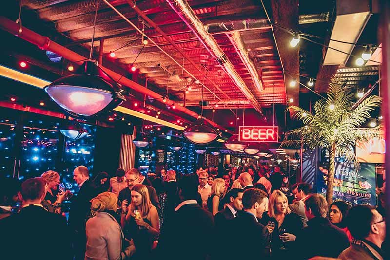 Just added - Experience this unique Rooftopia #party package at an amazing venue in London's Canary Wharf. Perfect for private #Christmas events for 10+ guests. Enquire today! eventa.co.uk/christmas-part…