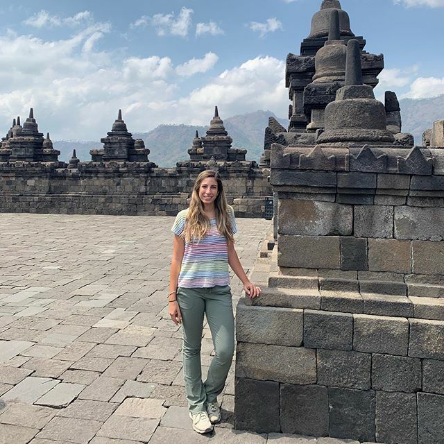 crimonrou's tweet photo. Java, Indonesia 🇮🇩 https://t.co/lExEGXkWh4 https://t.co/YjQ11zhOew