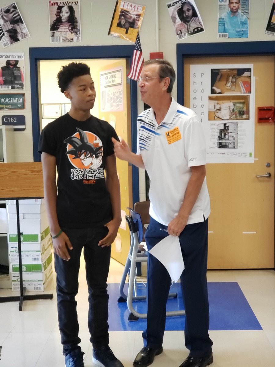 drspurlockwbl's tweet photo. The OVERLOOKED pathway to a professional career..."Trade/Apprenticeship" Programs. Mr. Chuck Little with Atlanta Electrical Company did a phenomenal job engaging students @CHSEaglesDekalb about other options to a professional career.@dcsdctae @@dcsdwbl  @GACTE @DeKalbSchools https://t.co/yb9O8tPXH0