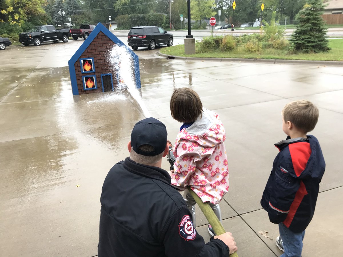 MaplewoodFD's tweet photo. It was a great Open House Saturday. Thanks to all who came. https://t.co/M74qFGcvll