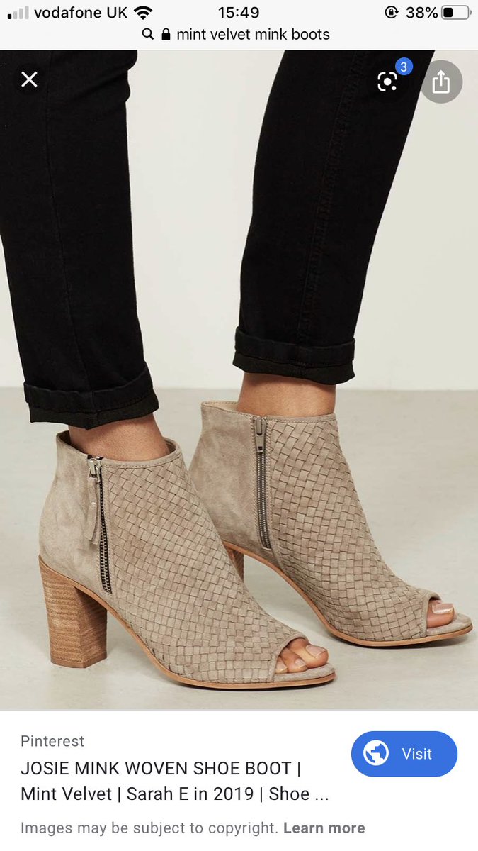 chloe_devere's tweet photo. @HelenMintVelvet These are my staple shoe that I’ve loved for years now and have brought back out in summer and in autumn 🍂 the colour goes with everything and finishes off any outfit. 🥰 #comfyandstylish https://t.co/QkxHGTuVao