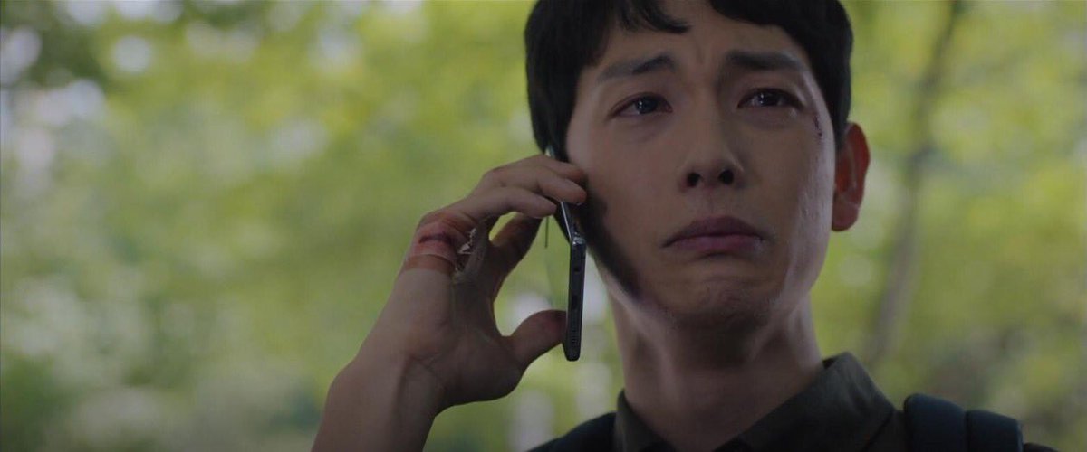 Stranger from Hell ข่าวออกว่าเป็นซีรี่ส์เปิดตัวเเรง แต่เรตติ้งลดลงเรื่อย ๆ เพราะ 'หลอน น่ากลัว' จนคนเกาหลีไม่กล้าดู..เป็น10ตอนจบที่อึดอัด หลอน เหมือนโดนขังอยู่ในห้องแคบหนีไปไหนไม่ได้ ยิ่งสองตอนสุดท้ายเรต19+ เลือดสาด นักแสดงโคตรCreepy ดูแล้วกลัวการนอนโฮสเทล หอพักคนเดียงเลยเนี่ย😭