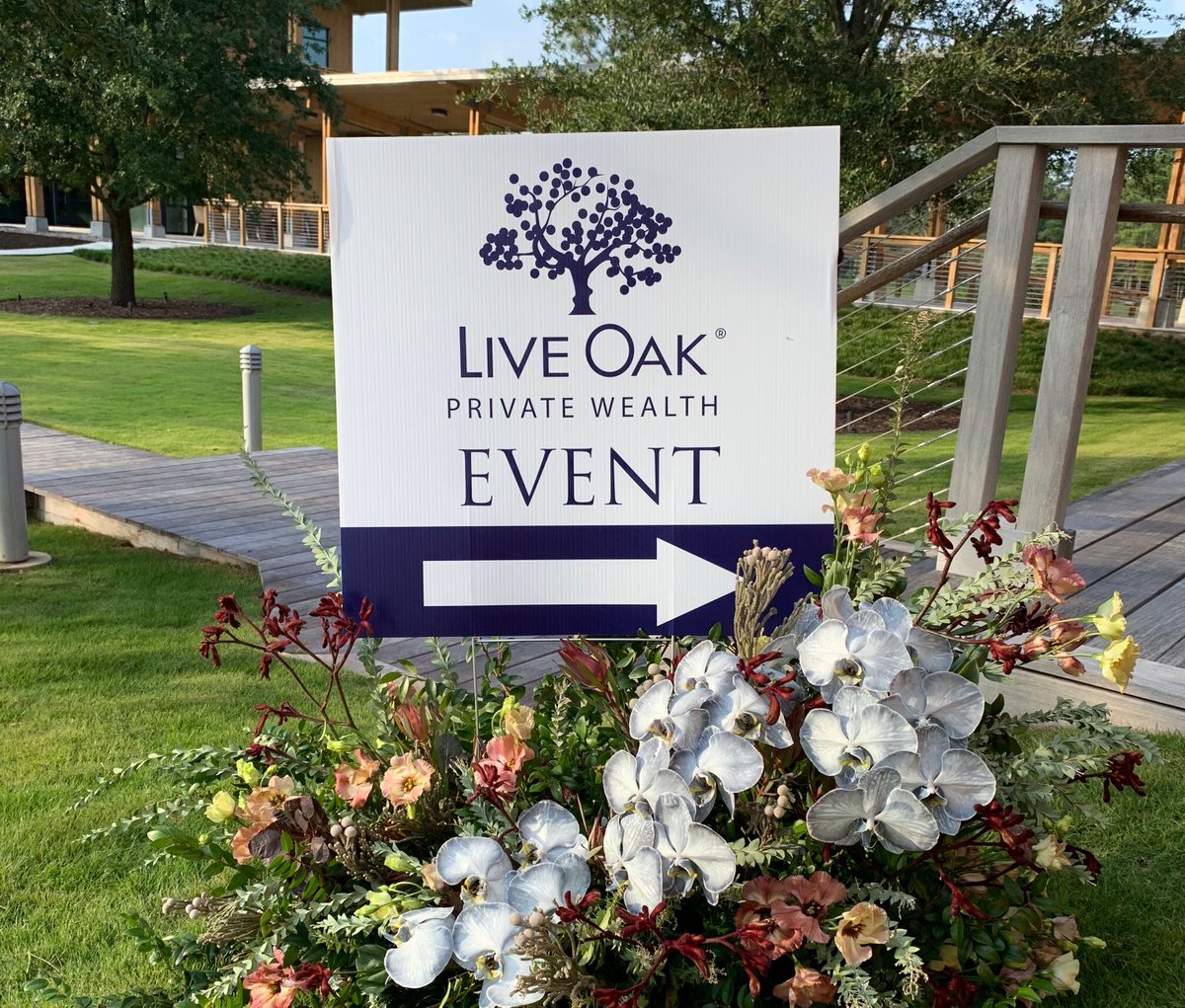 LOPrivateWealth's tweet photo. What an incredible evening at our annual #openhouse event last week! Former U.S. Navy SEAL Rob O’Neil shared his story and made a lasting impression on our team members and clients. #Thanks to all who attended! https://t.co/HSPkouM7ht