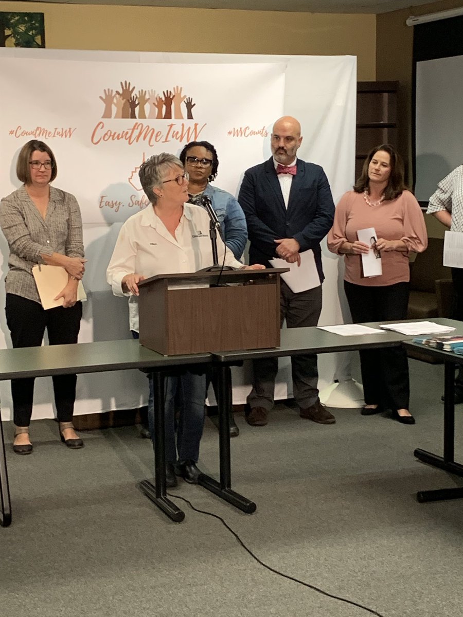 sethano's tweet photo. @ellensueallen welcomes the #CountMeInWV coalition to @CovenantHouseWV https://t.co/mLqBCIH9Hj