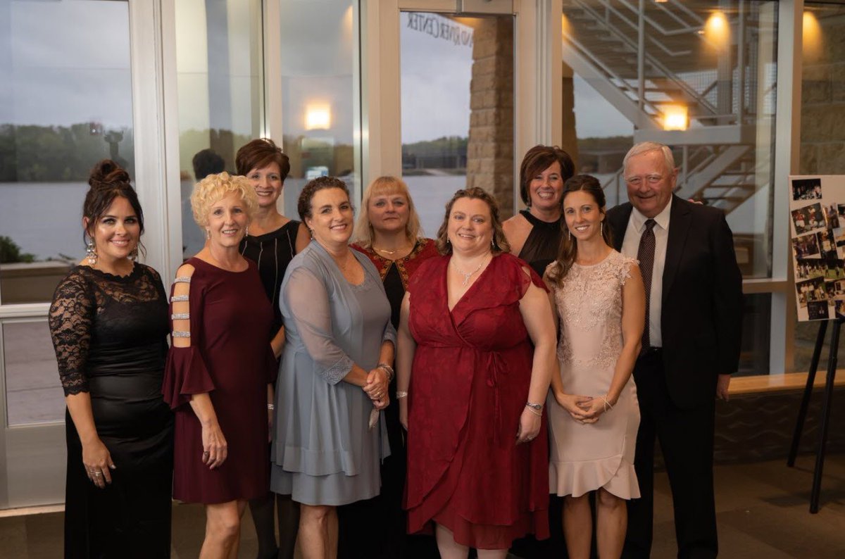 KendallHuntK12's tweet photo. This weekend we had the opportunity to celebrate our company's 75th Anniversary milestone! We were joined by many Kendall Hunt Retirees, significant others and so many that have played an important role in our company history. #75YearsInTheBooks https://t.co/zGqyldEZH4