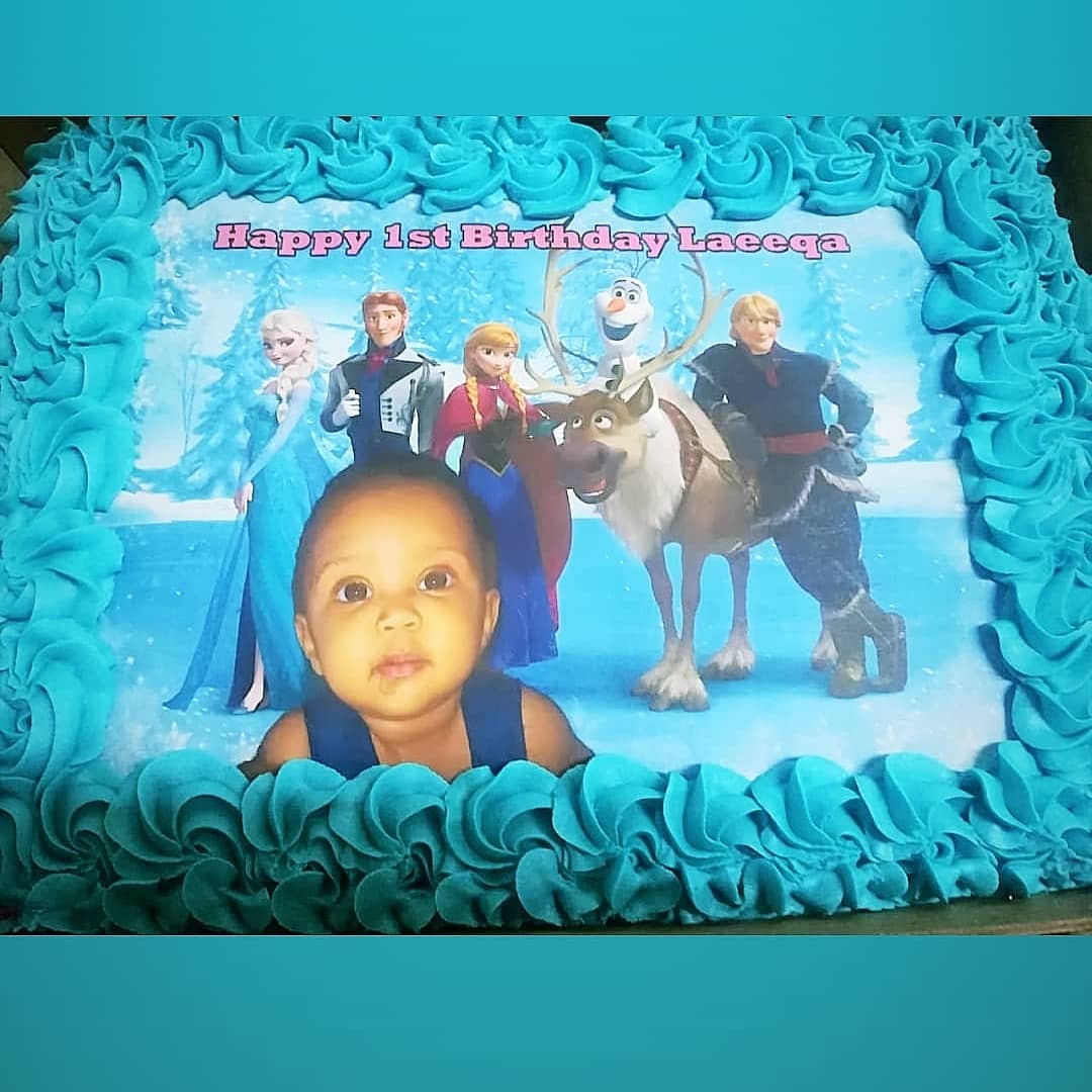 PartiesPanda's tweet image. The Pastry Chefs' Special!

Our Single Layer, Large, Edible Image/Personalized Vanilla Sponge Rectangular Cake, Smothered with Buttercream Frosting, on Special till the end of October!

NB: Orders placed in October, quality for the special (if required for 2019).