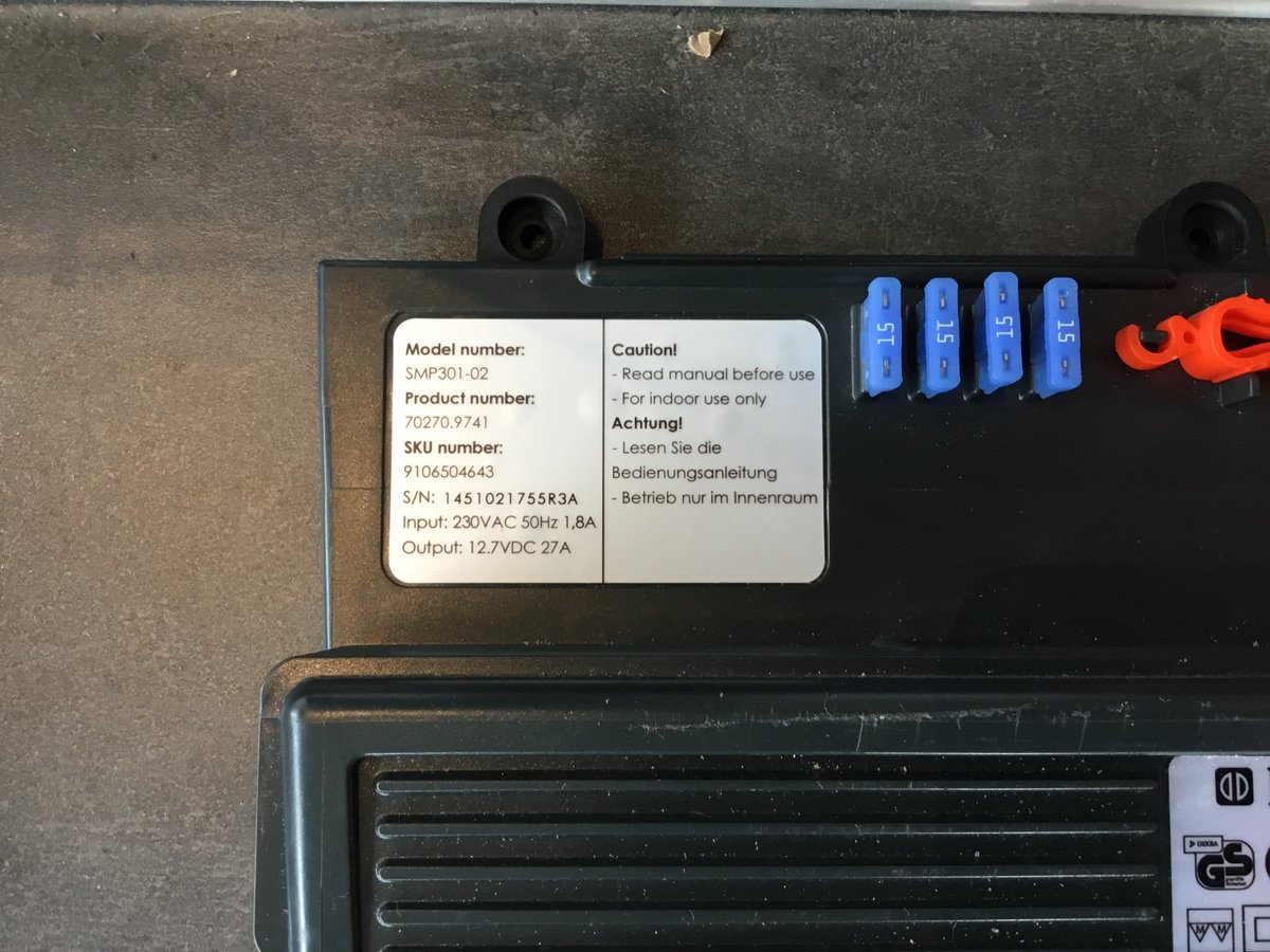 AutoSalland's tweet photo. Ook voor de reparatie van @dometic omvormers bent u bij ons aan het juiste adres. Onlangs hebben wij deze Dometic SMP 301-02 voor de klant hersteld. #omvormer #reparatie #vakantie #camper #dometic #caravan https://t.co/6bPOgBbsyH