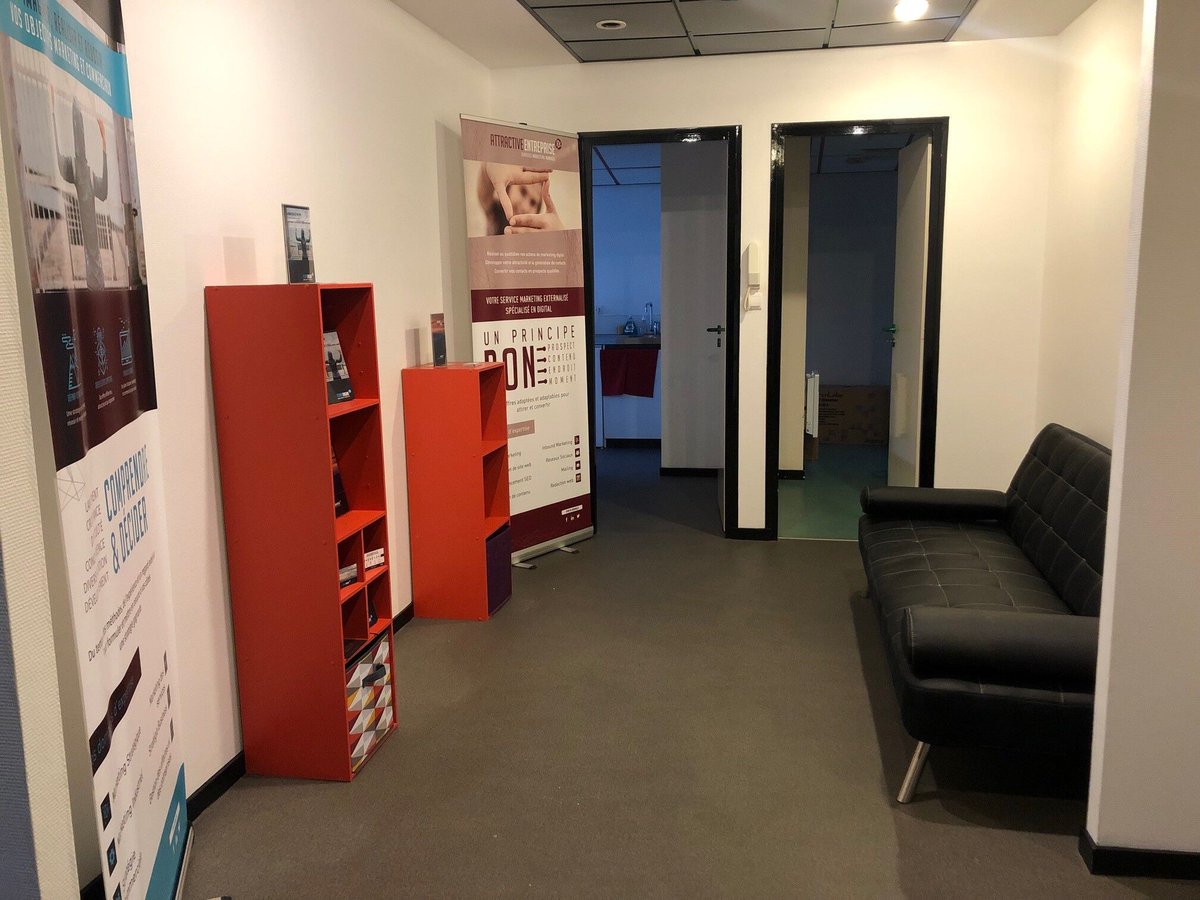 Attractive_Web's tweet photo. Ce matin l'agence a fait un très grand pas !
Nous avons fait nos adieux à la pépinière d'entreprise pour prendre notre indépendance au 25 rue des Halles, à La Roche-sur-Yon.

🏢 De 36 m² à 125 m²
🌅 Une vue imprenable pour prendre le café
📈 De nouveaux espaces pour travailler ! https://t.co/6zrgdlVhQ1