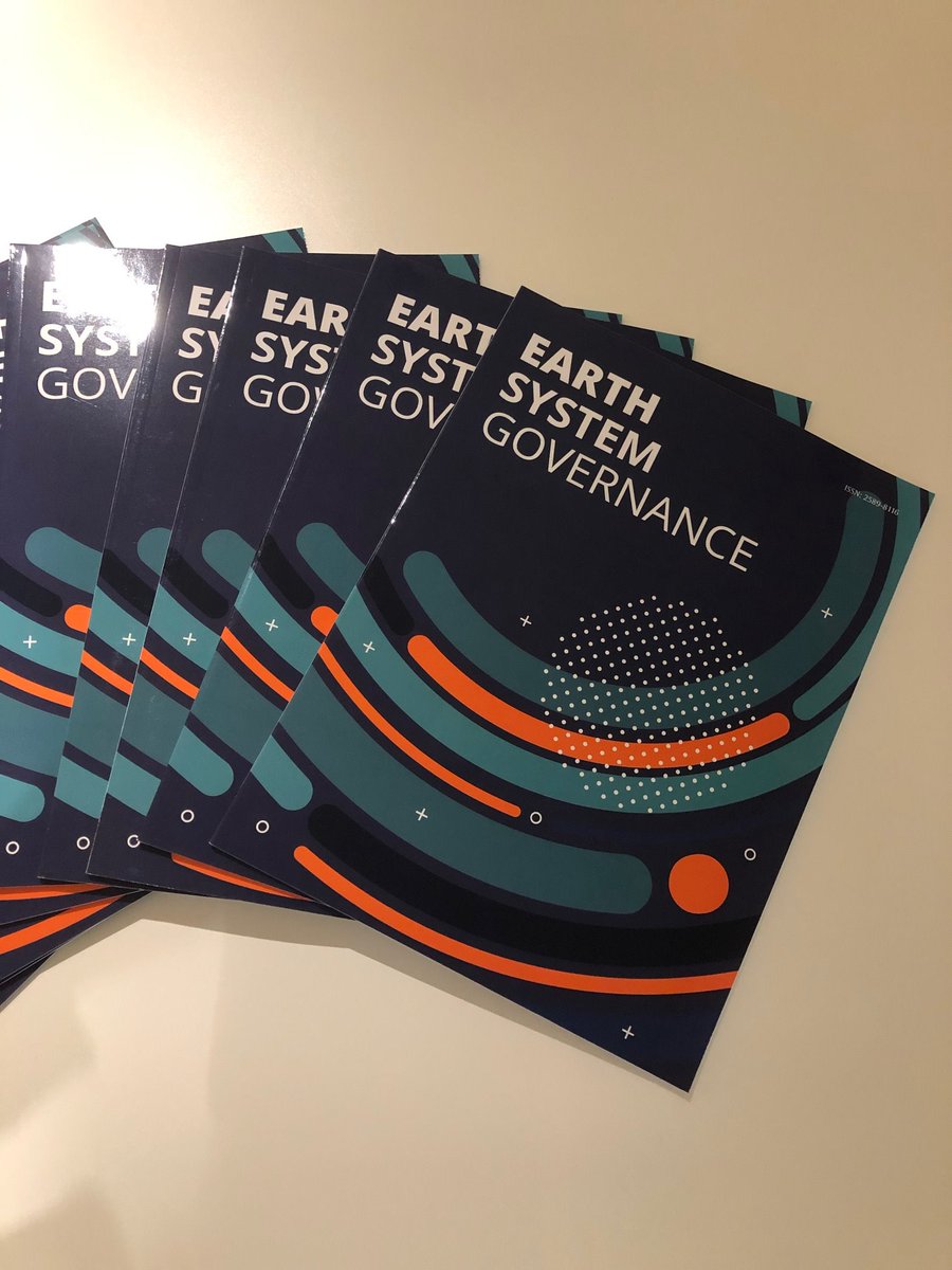 Now out in print: The very first issue of the new ESG flagship journal, EARTH SYSTEM GOVERNANCE! In addition to this print version, all our articles are of course online available – all open access! – at journals.elsevier.com/earth-system-g…. <a href="/ESG_journal/">Earth System Governance Journal</a> <a href="/ESG_Project/">Earth System Governance Project</a> #earthsystemgovernance