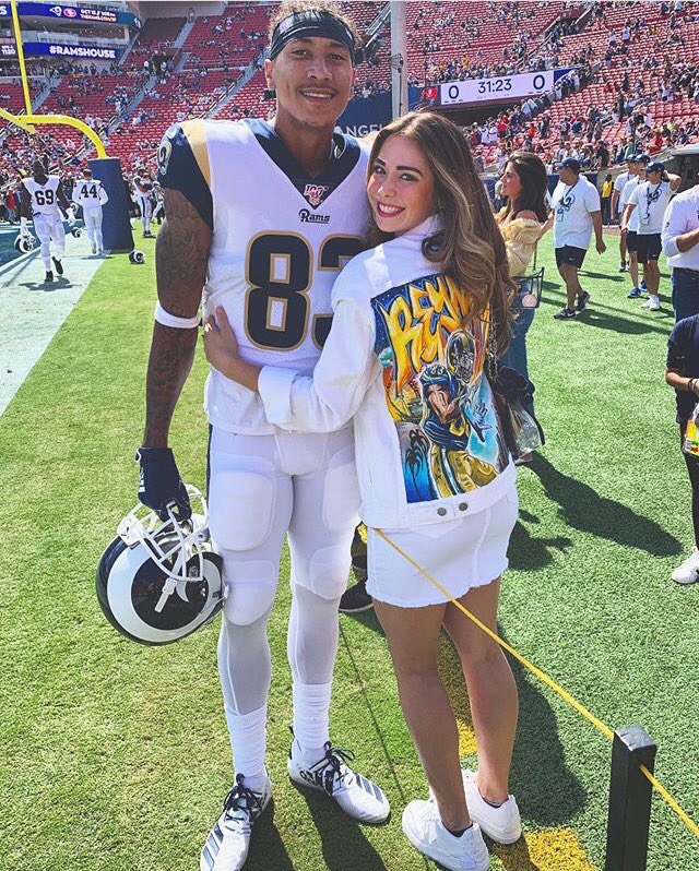 devocustoms's tweet photo. ‘BIG SMOOVE’ custom jacket for @Haley1Graves2 !

Haley wanted a unique jacket that represented LA to support her guy @J_Rey_11 .

Was dope to see it on field last Sunday 🙏🏾 thanks guys

#devocustoms https://t.co/4YSHO6pmu9