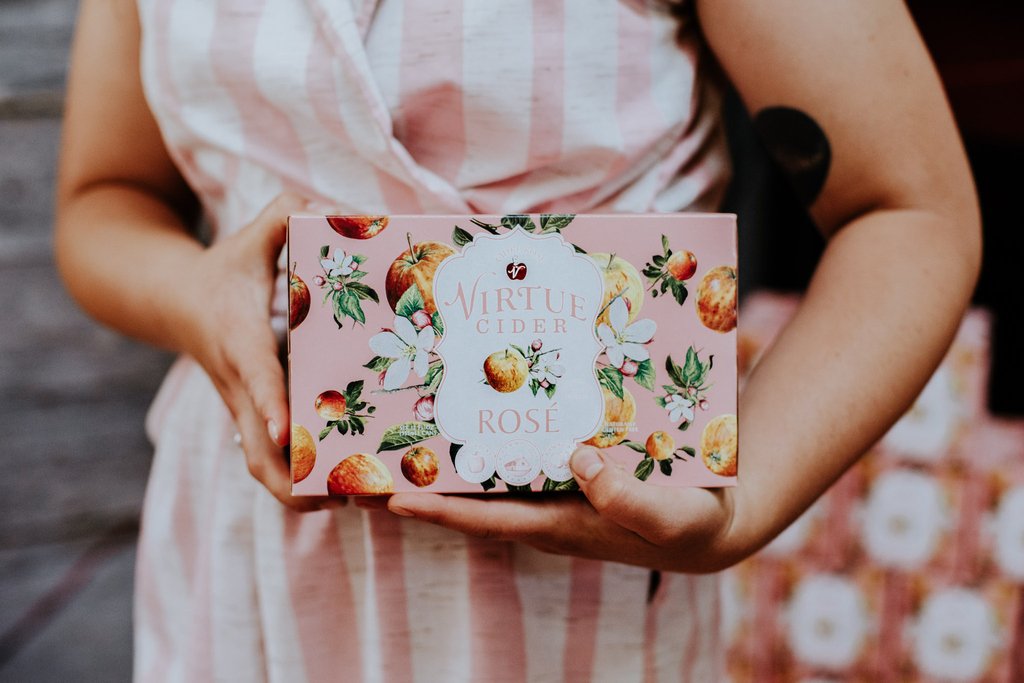 VirtueCider's tweet photo. We are proud to be partnering with 
@LynnSage this October! $1 from every Rosé six-pack or 12-pack sale will benefit the foundation. Join us in the effort to support breast cancer research. https://t.co/P9wbCu1jIA #breastcancerawareness #ingoodtastechi https://t.co/iTSIG20Oxi