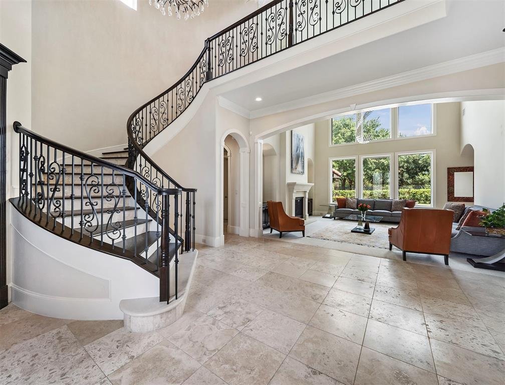 HollyThomp's tweet photo. RARE OPPORTUNITY to own a TRUE CUSTOM HOME  within the Gated &amp; Exclusive community of Crescent View Estates in Riverstone! 🌟🌟🌟

#hollythompsonrealtor #sugarland #riverstone #realestate #buywithconfidence #sellwithsuccess #exprealty #exprealtyproud

https://t.co/eaClD5gDLy https://t.co/KL2K3K3Fcl