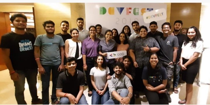 I'm extremely thankful to @GDGGoa for having me onboard as a volunteer. I feel privileged. It was a splendid experience. Also it gives me immense pleasure to say that I've extended my connection. @GDG_Goa @gdg @GDGGoa @GoaWtm @WomenTechmakers The volunteers