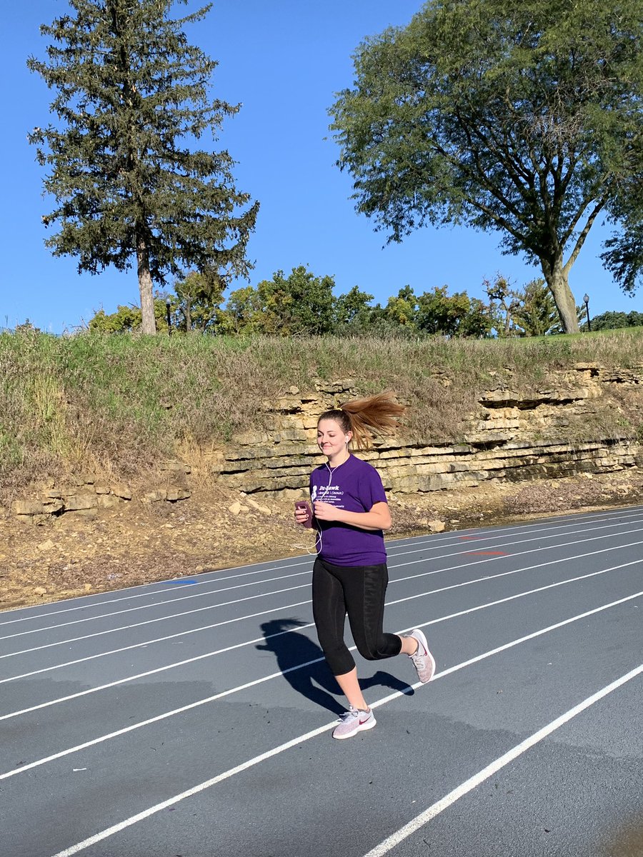 LoCokinesiology's tweet image. Our exercise physiology students getting after it on this fine Monday morning with the Cooper 1.5 mile Run/WalkTest! #duwork