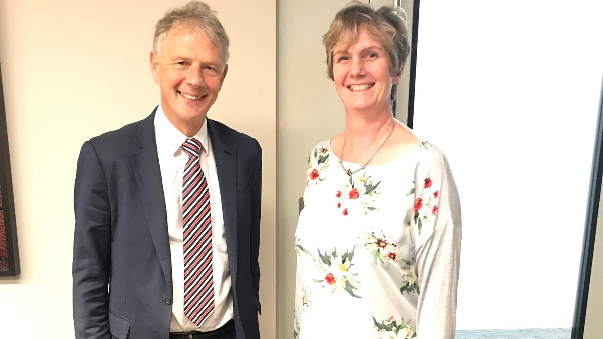 rail_review's tweet photo. Rail freight is a crucial part of the Review's plans for the future of the railway. Maggie Simpson, DG @RailFreightUK today brought together reps from across the sector to talk to our chair Keith Williams about getting more freight off the🚛and onto the🚅 https://t.co/gJkunkQVRR