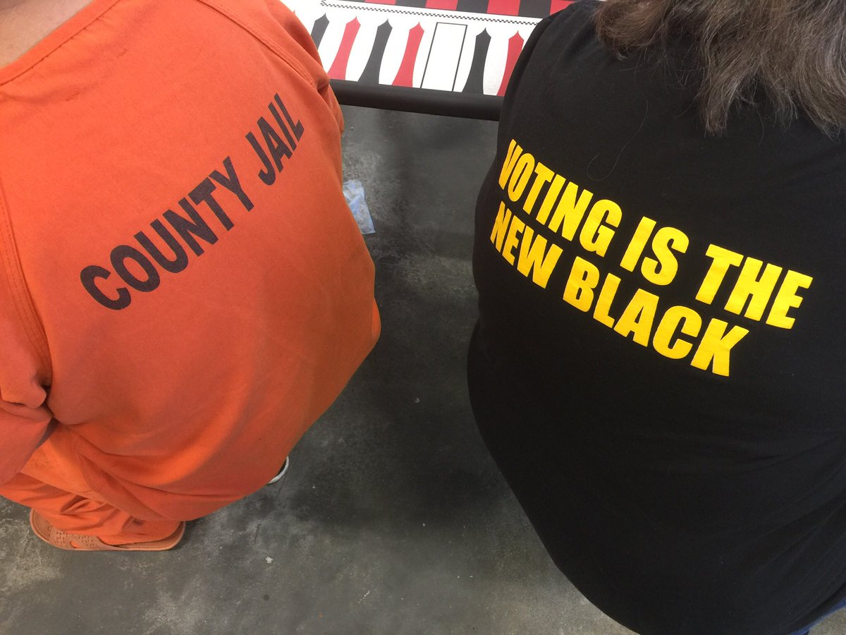 Heide201977's tweet photo. Today is the last day to register to vote by mail. We are reaching out to those who are eligible in custody. @SheriffEd_HCSO @HCSOTexas #houstonjustice #BrothersinArms #jailchaplaincy https://t.co/fbRoi2TOlT