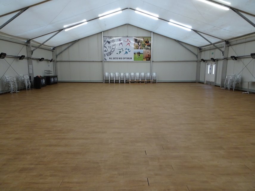 💃🕺Main Hall &amp; Activity Studio 💃🕺
If you need a space for your dance or fitness classes we have availability tonight between 5-9pm 🙌
If just a one-off or a weekly booking, send us a message at bookings.schoollettings.org/manchester/sls…