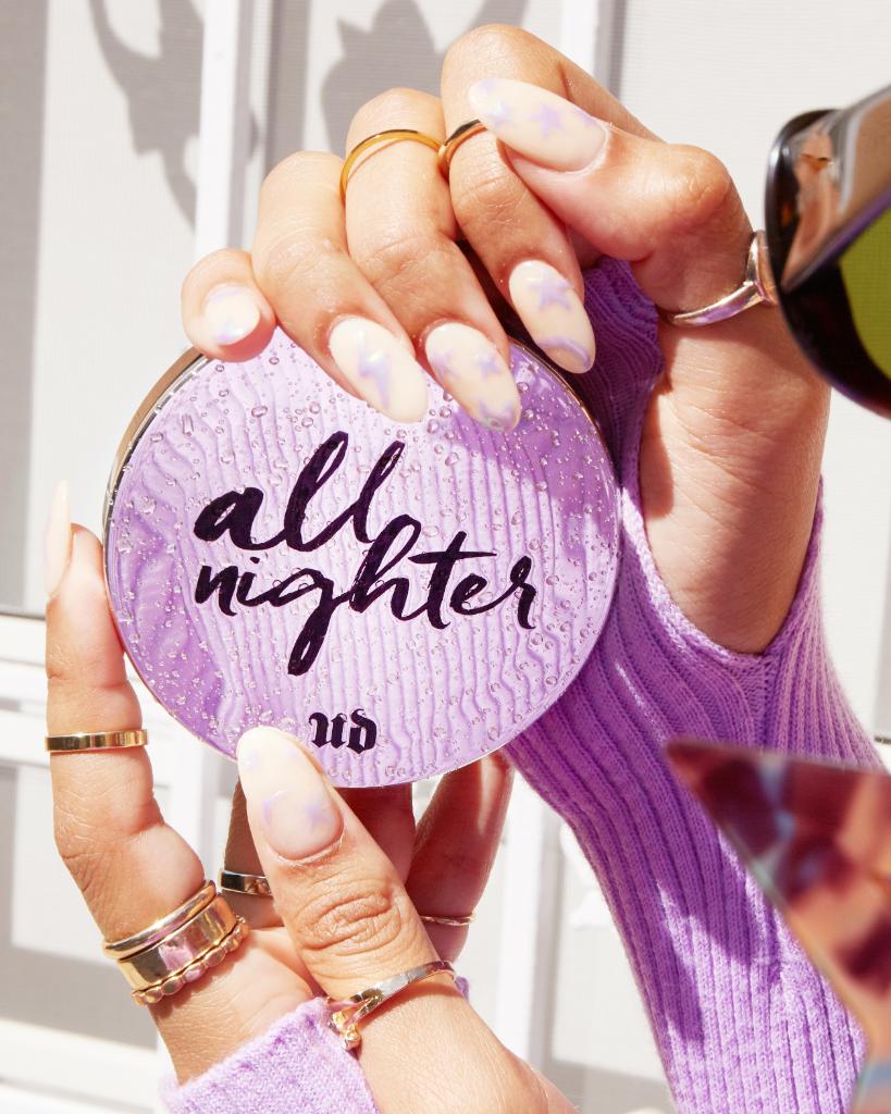 UrbanDecay's tweet photo. ⚡️#GIVEAWAY⚡️ Enter to win the ULTIMATE All Nighter package, complete w/ SIX Setting Sprays &amp; TWO Waterproof Setting Powders! 

Enter now:
1) Follow @UrbanDecay
2) Like this photo
3) Comment using #UDAllNighterSweepstakes
4) RT photo

Rules: https://t.co/1V3sdw1xDE https://t.co/1a0ATvrFht