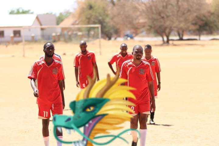 sc_dragons's tweet photo. 06 Oct 2019 Results
Letlapeng Master 4-4 @sc_dragons
Wise ⚽️
Lebza ⚽️⚽️
ManT⚽️
#bwsocialclubs
#DragonsSc
#weSpitFire https://t.co/wCNwNhj97F