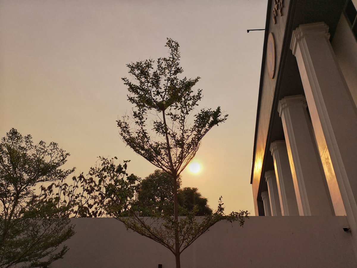22cSun's tweet photo. โทนอบอุ่นที่ชอบช่วงห้าโมงครึ่ง , https://t.co/pOP1eYuI7I