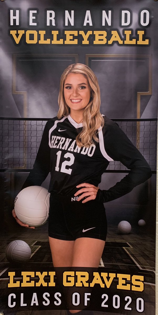 1teamhhstigers's tweet photo. Best of luck to @HernandoVolley tonight vs Southaven 5&amp;6pm. Home game and Senior Night! Get that W!!! https://t.co/682Q7wZo9v