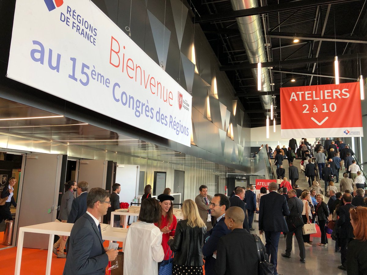 TeamResa's tweet image. Les solutions digitales @TeamResa au service des inscriptions, badges et des contrôles d'accès du 15ème Congrès @Regionsdefrance à Bordeaux !
Merci à @dondiegoevents  et @NvelleAquitaine pour leur confiance !

Revivez en images les temps youtube.com/watch?v=gtFbBE…