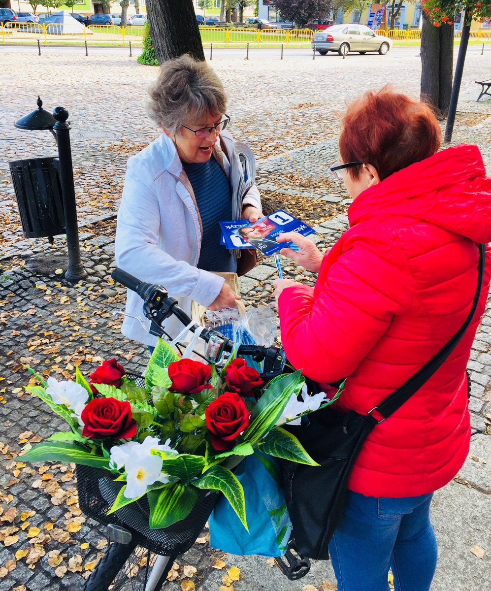 popieramy's tweet photo. Za nami wizyta w #Smolnica #Dębno #Pszczelnik i #Myślibórz 🇵🇱📣
Jedziemy dalej! 😎🚐
#GróbarczykTeam
#MarekGróbarczyk
#LiderListyPiS https://t.co/SstCTLrtvi
