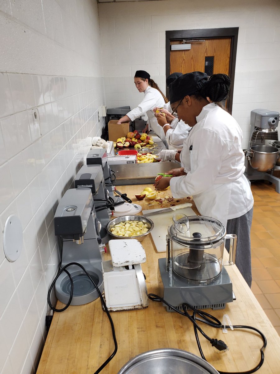 Collaborative effort with <a href="/ChefLiddick/">Margie Liddick</a> and <a href="/ChefTaulton/">Zachary Taulton</a> to make applesauce. Ag Business students will determine cost per ounce of this value added product.  We're also experimenting with sweeteners.  To be continued....