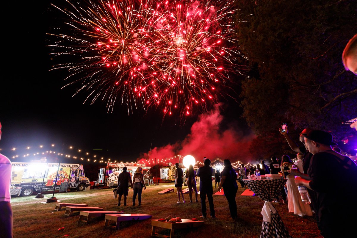 tylerperry's tweet image. This was a party that I threw for the most diverse staff in film and television history! I love my crew!! Y’all rock. facebook.com/TylerPerry/pos…