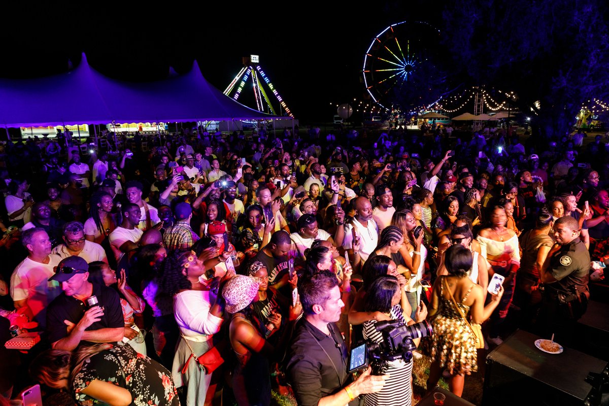 tylerperry's tweet image. This was a party that I threw for the most diverse staff in film and television history! I love my crew!! Y’all rock. facebook.com/TylerPerry/pos…