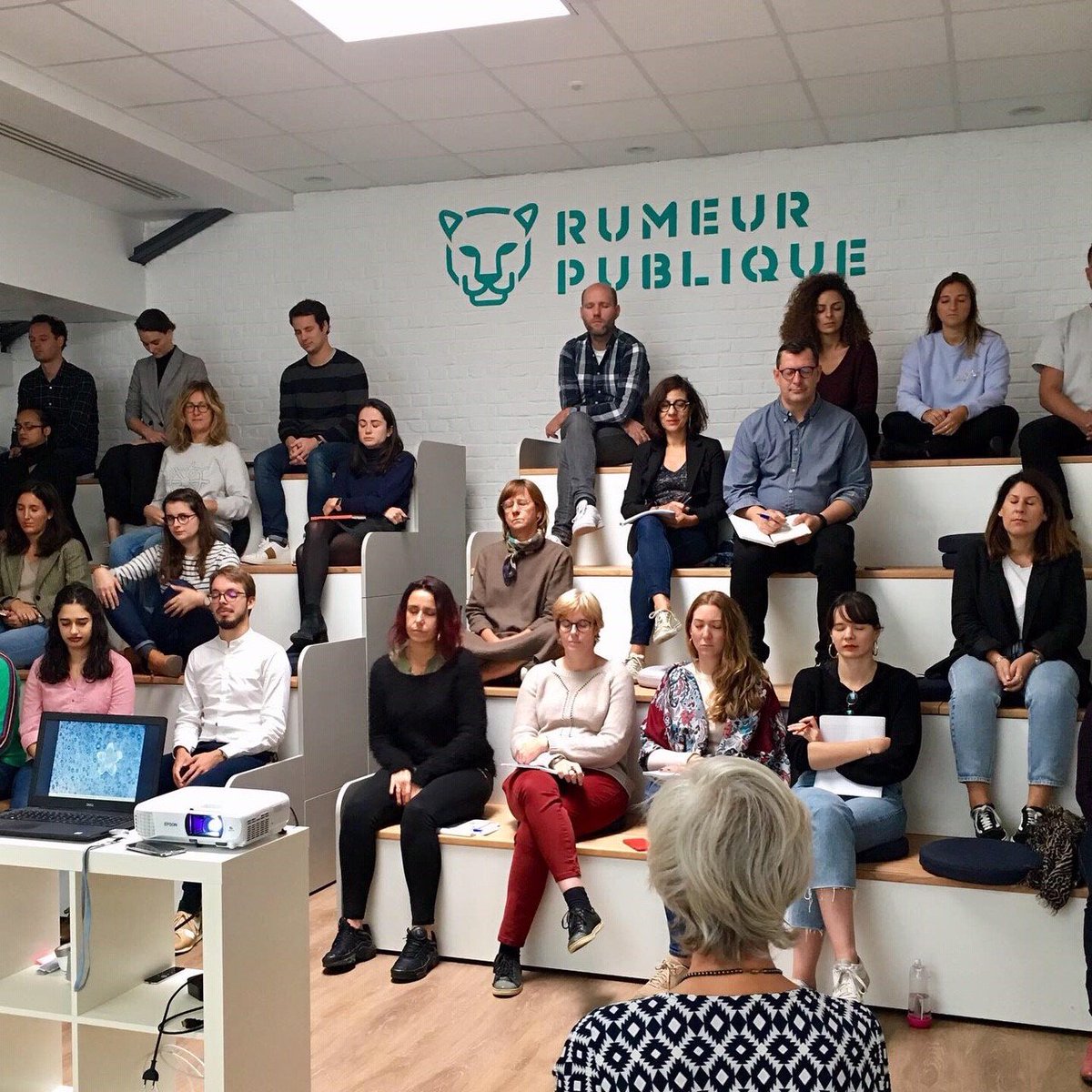 Dans le cadre de notre programme "Best place to learn", nous avons lancé #RumeurFeelGood : des conf et ateliers pour nos équipes sur la qualité de vie au travail et le bien-être en entreprise #Gestiondustress #CNV #burnout #ergonomie #Shiatsu #sophrologie #naturopathe