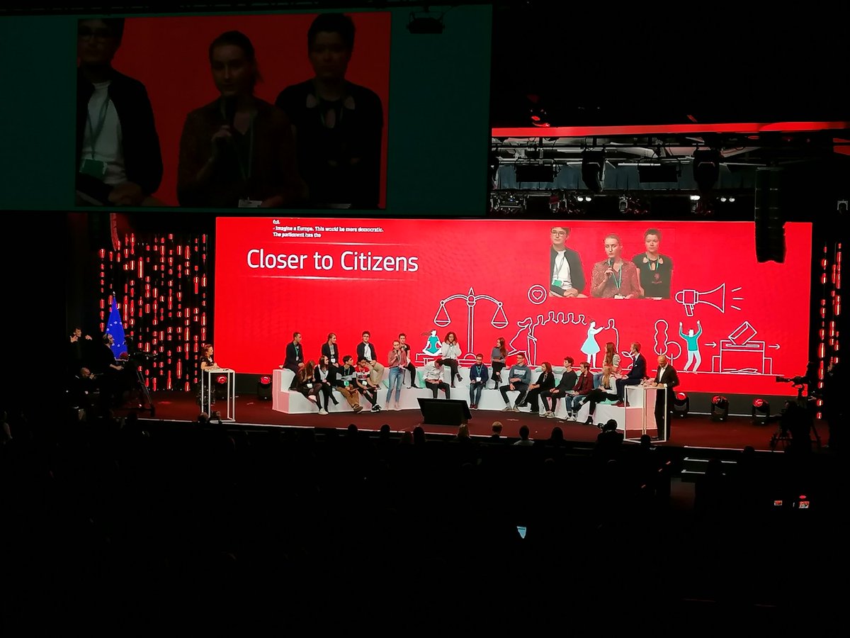 Avercog1's tweet photo. Closer to the citizen #citizendialog in #bxl #EURegionsWeek #EUinmyregion https://t.co/fqsrHqjoEC