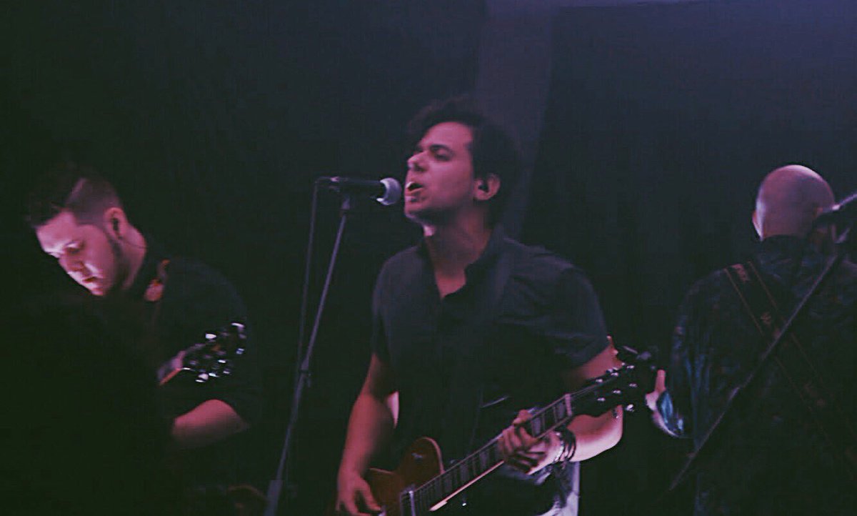 ¡Botándola toda siempre!
Gracias y mucho amor para ustedes por una noche que quedará en nuestros mejores recuerdos.