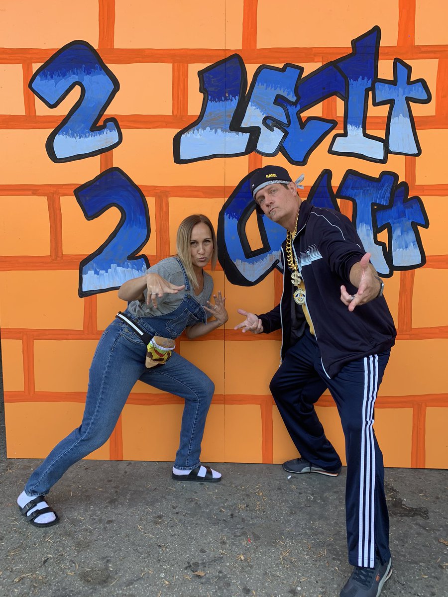PrincipalVega's tweet photo. Starting off Homecoming Week at Millikan!  #2legit2quit #90’s @RamHiASB @mhs_robinson https://t.co/uXmbFtOa7f